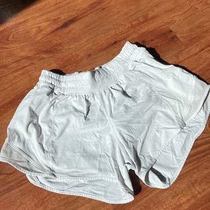 Lululemon Hotty Hot ll Short